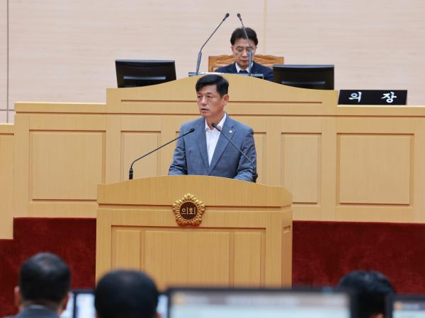 제393회 임시회 제1차 본회의 첨부이미지 : 25년09월09일 제393회 임시회 제1차 본회의 - 119.jpg