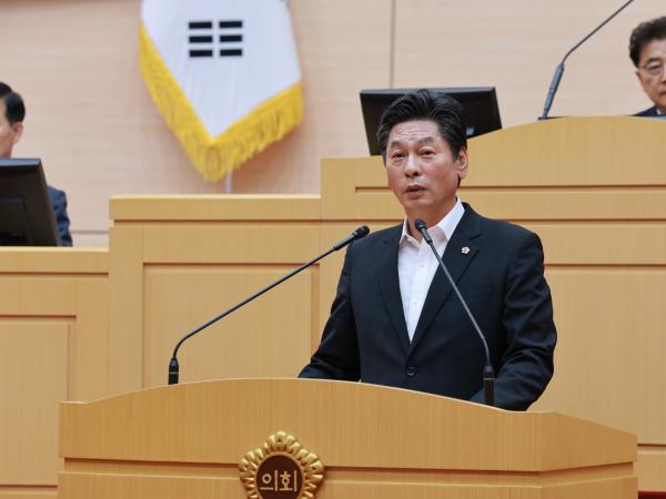 제393회 임시회 제1차 본회의 첨부이미지 : 25년09월09일 제393회 임시회 제1차 본회의 - 121.jpg