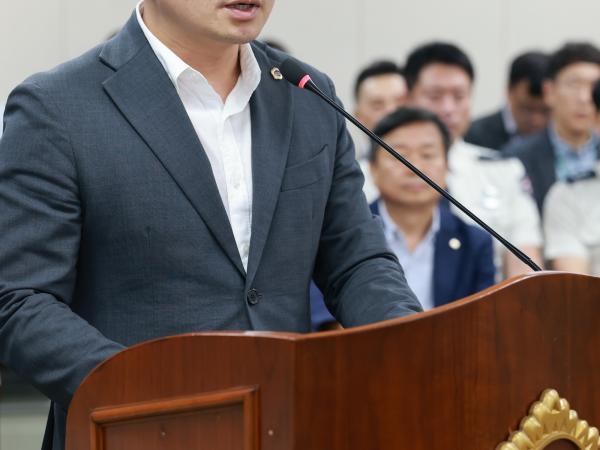 제393회 임시회 안전건설소방위원회 회의
