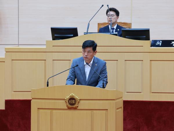 제393회 임시회 제1차 본회의 첨부이미지 : 25년09월09일 제393회 임시회 제1차 본회의 - 114.jpg