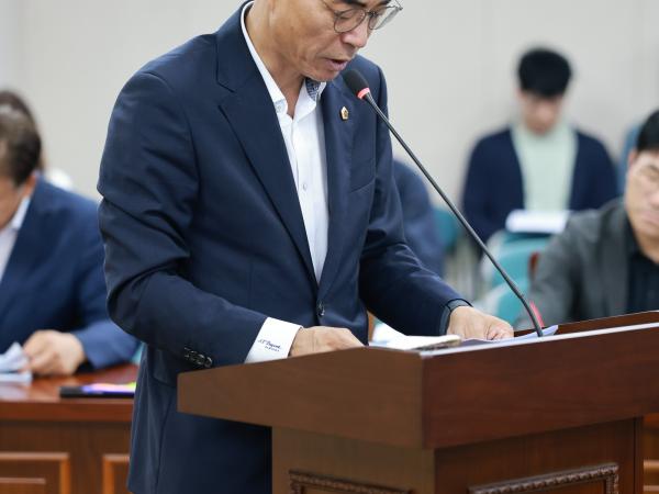 제393회 임시회 농수산위원회 회의 첨부이미지 : 25년09월09일 제393회 임시회 농수산위원회 회의 - 036.jpg