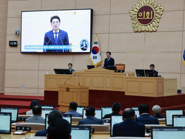 제393회 임시회 제1차 본회의 첨부이미지 : 25년09월09일 제393회 임시회 제1차 본회의 - 043.jpg