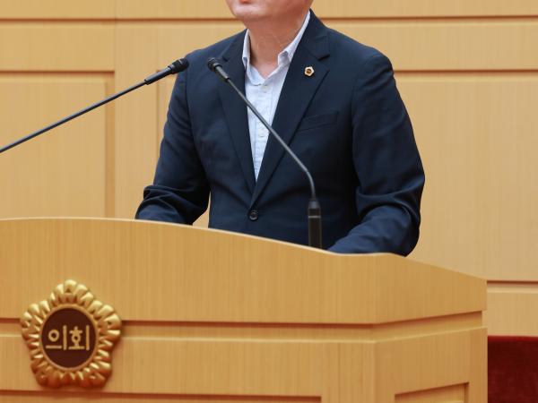 제393회 임시회 제1차 본회의 첨부이미지 : 25년09월09일 제393회 임시회 제1차 본회의 - 145.jpg