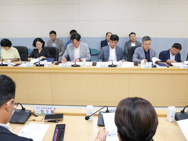 호남권 여행업계 지원 대책 마련 간담회 첨부이미지 : 25년09월09일 호남권 여행업계 지원 대책 마련 간담회 (3).jpg