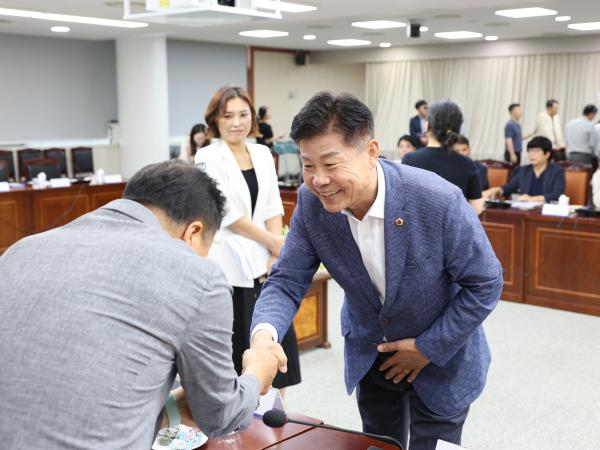 2025년 2차 전라남도의회 의정자문위원회 회의 첨부이미지 : 25년09월09일 2025년 2차 전라남도의회 의정자문휘원회 회의 (22).jpg