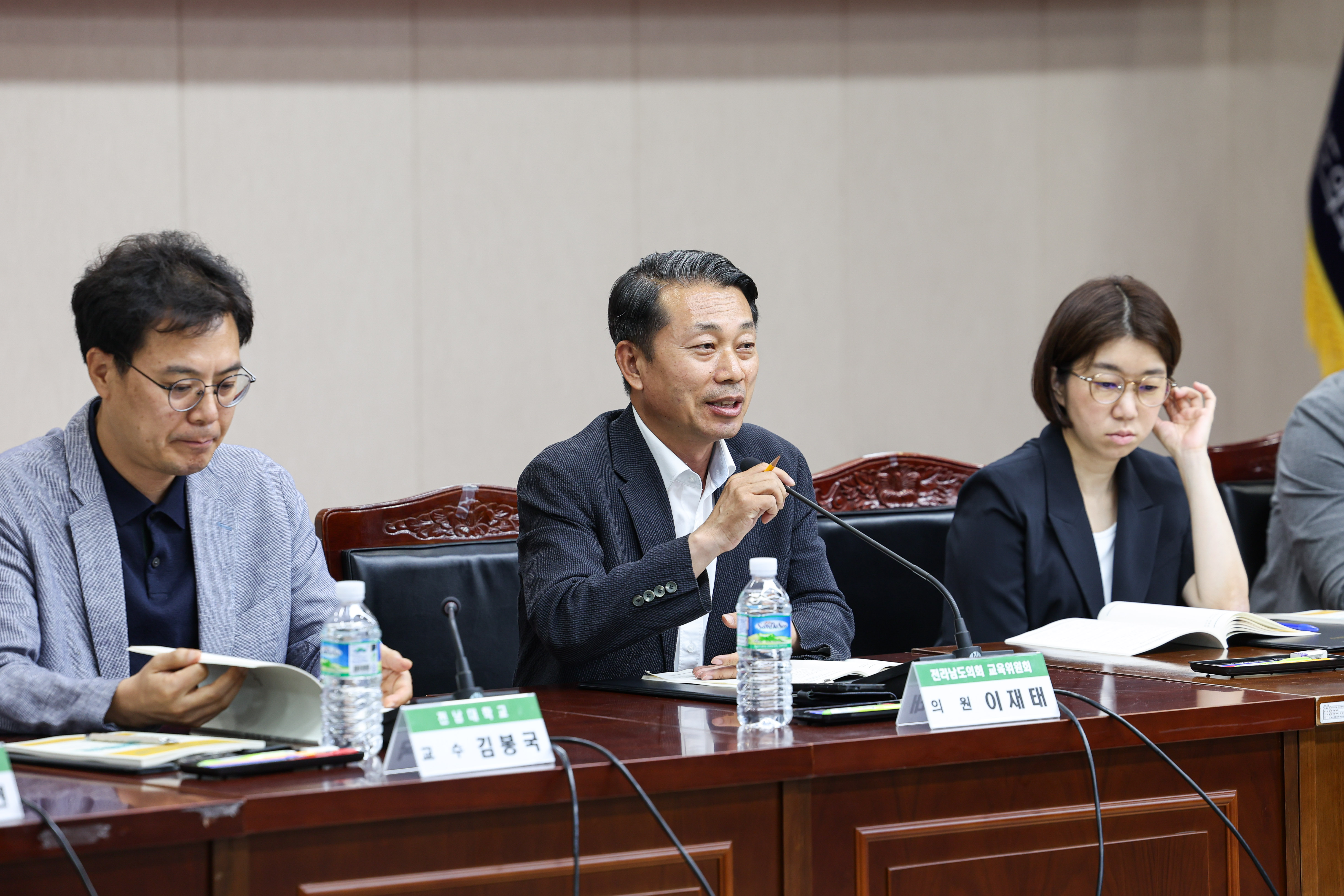 전남 5.18 민중항쟁 45주년 기념 학술포럼 첨부이미지 : 25년05월20일 전남 5.18 민중항쟁 45주년 기념 학술포럼 (27).jpg