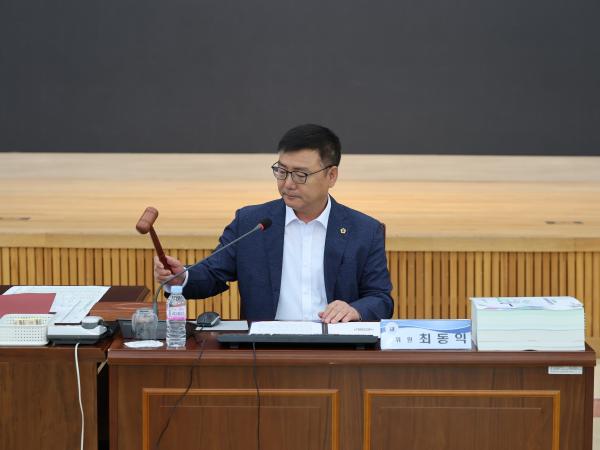 2024회계연도 전라남도교육비특별회계 결산검사 첨부이미지 : 25년05월12일 2024회계연도 전라남도교육비특별회계 걸산검사 - 006.jpg