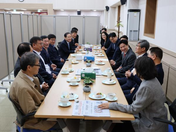 2024회계연도 전라남도교육비특별회계 결산검사 첨부이미지 : 25년05월12일 2024회계연도 전라남도교육비특별회계 걸산검사 - 009.jpg
