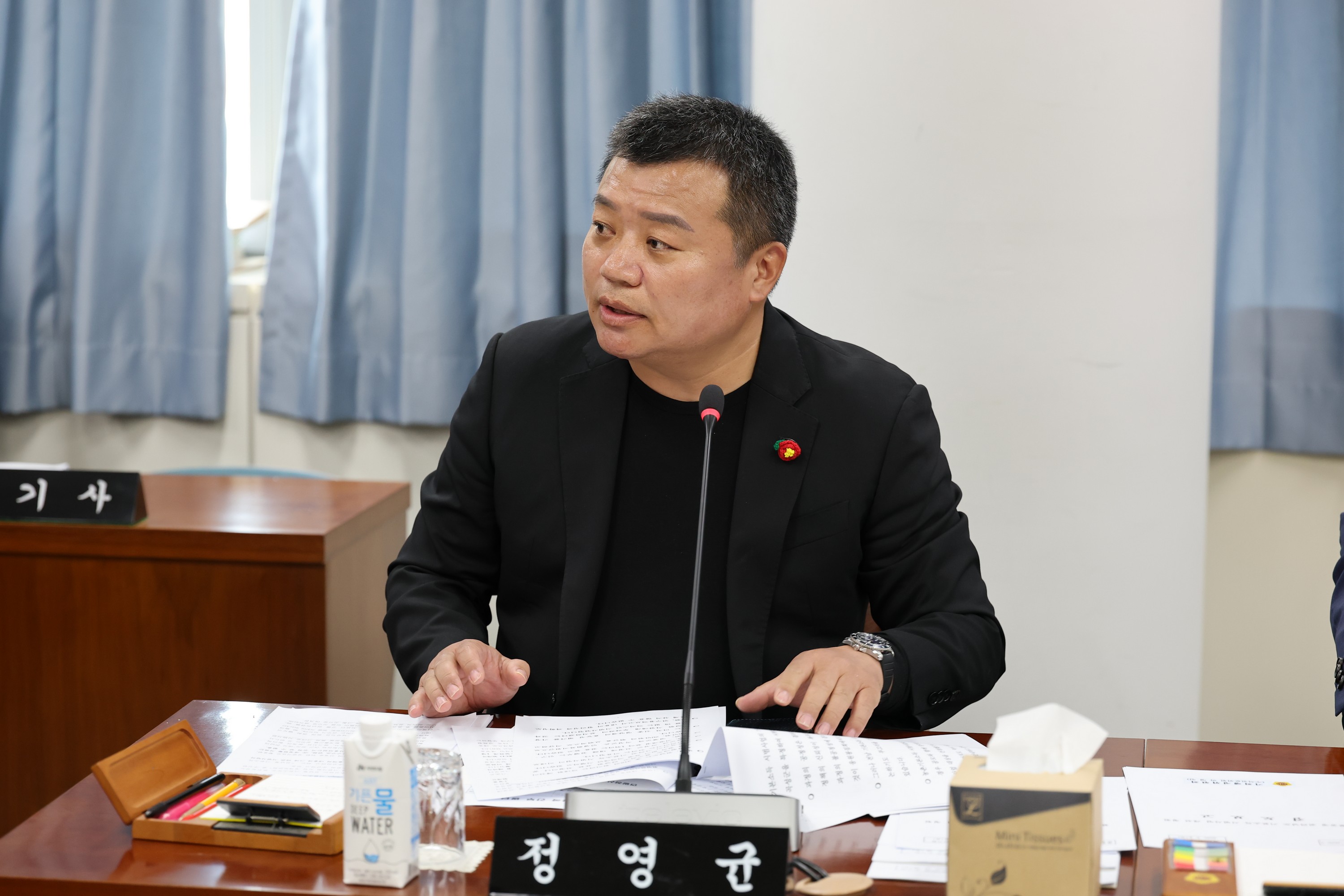 제390회 임시회 기획행정위원회 회의 첨부이미지 : 25년05월08일 제390회 임시회 기획행정위원회 회의 - 027.jpg