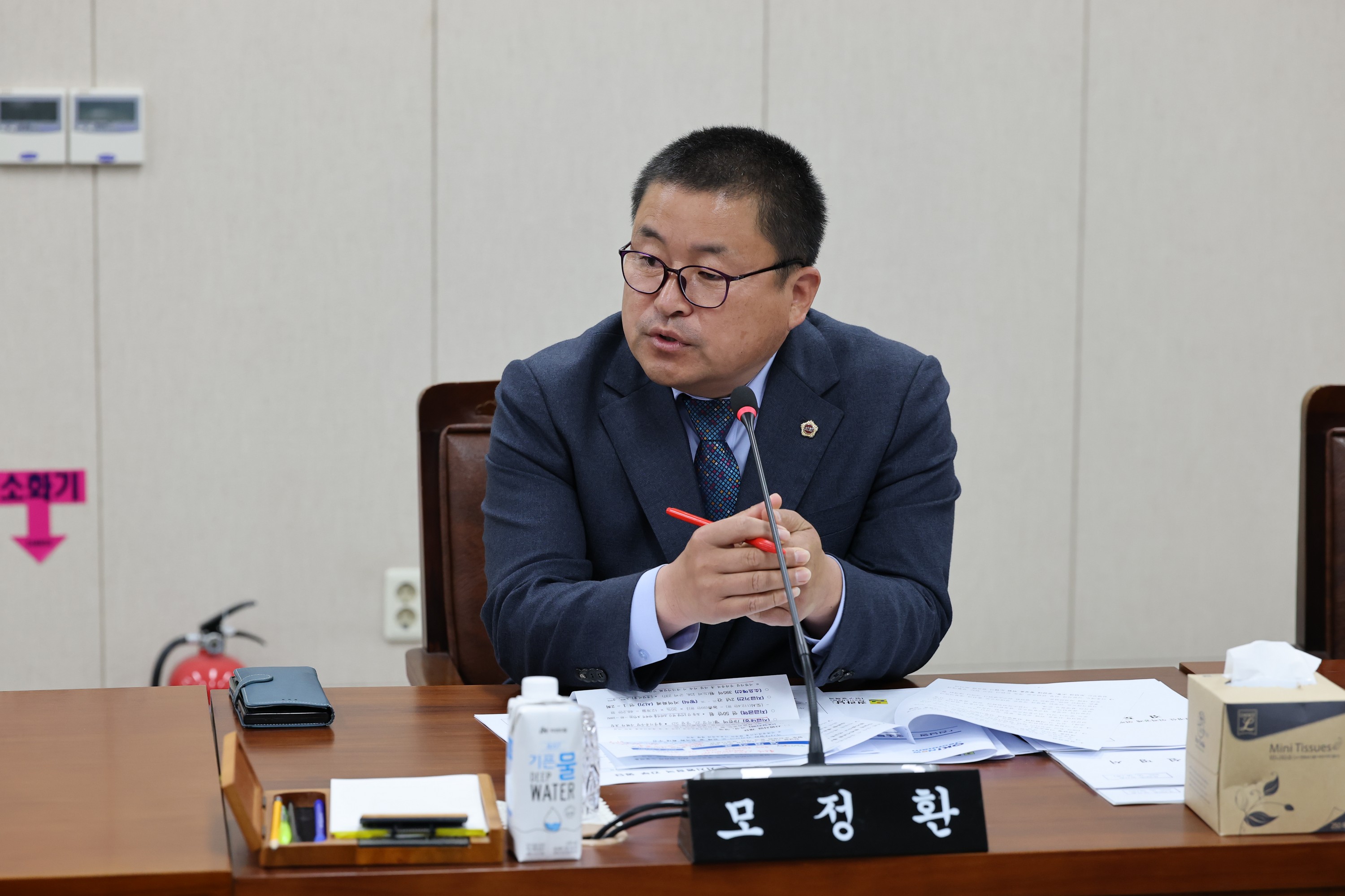 제390회 임시회 기획행정위원회 회의 첨부이미지 : 25년05월08일 제390회 임시회 기획행정위원회 회의 - 041.jpg