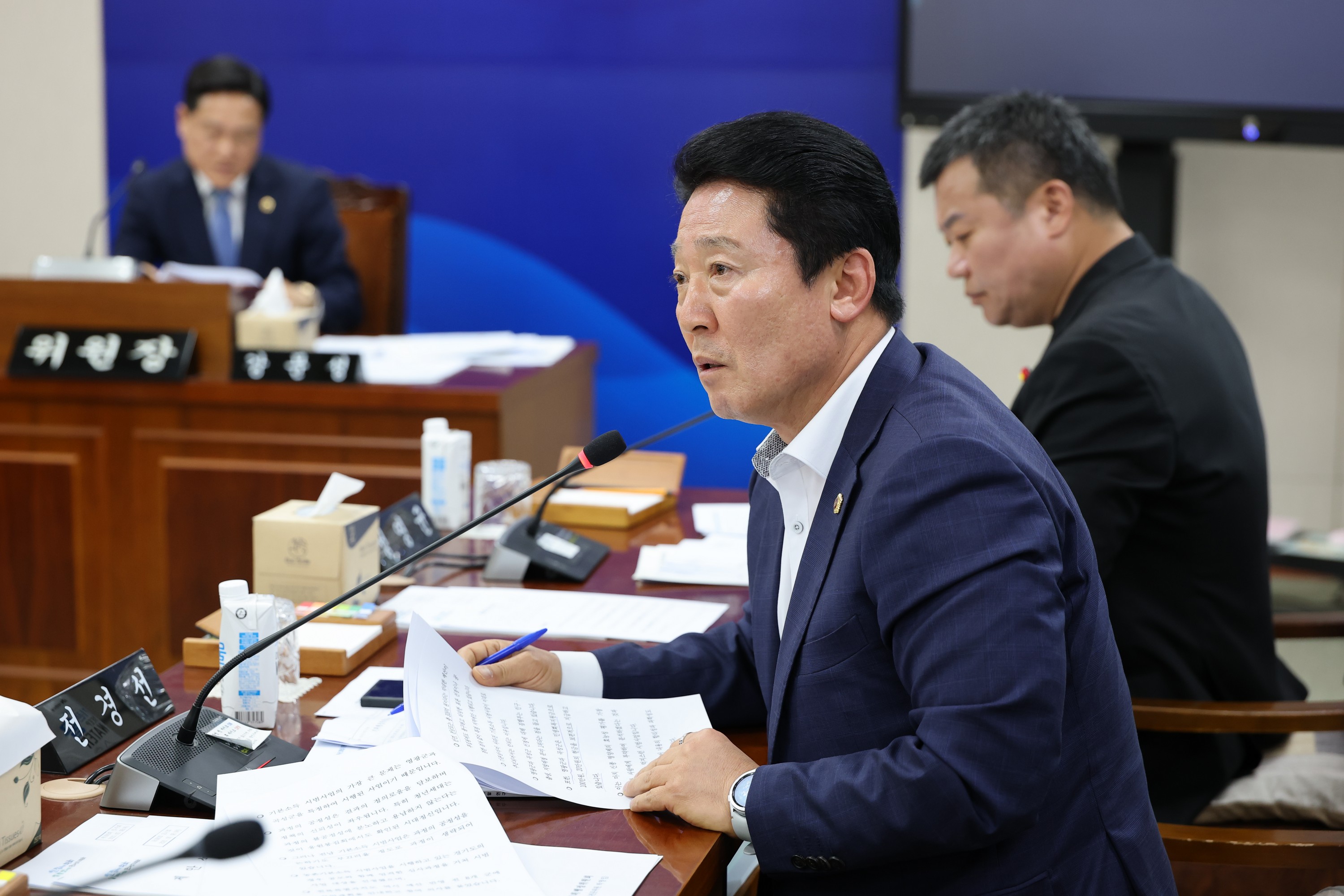 제390회 임시회 기획행정위원회 회의 첨부이미지 : 25년05월08일 제390회 임시회 기획행정위원회 회의 - 040.jpg