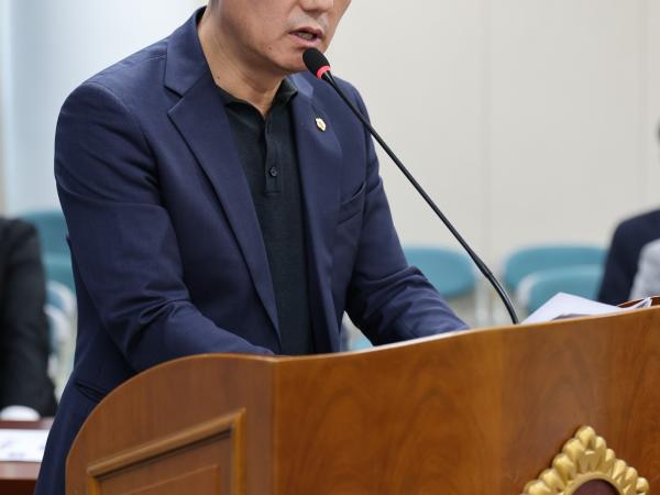 제390회 임시회 기획행정위원회 회의