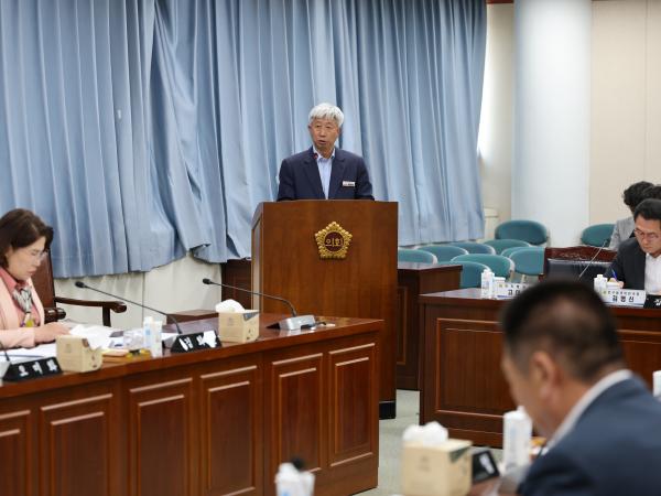 제390회 임시회 기획행정위원회 회의 첨부이미지 : 25년05월08일 제390회 임시회 기획행정위원회 회의 - 022.jpg