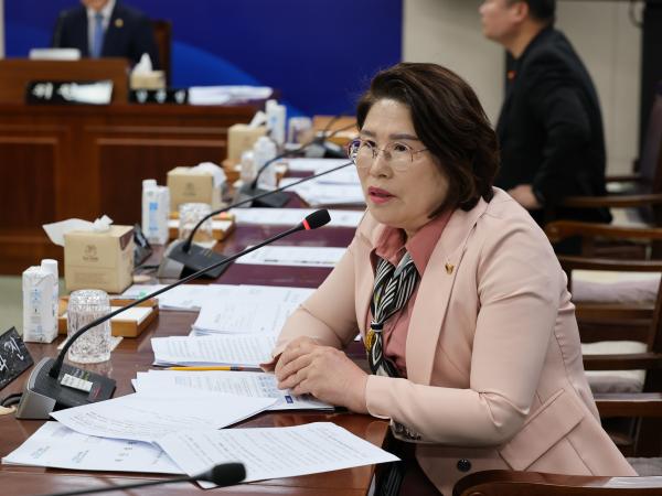 제390회 임시회 기획행정위원회 회의 첨부이미지 : 25년05월08일 제390회 임시회 기획행정위원회 회의 - 051.jpg