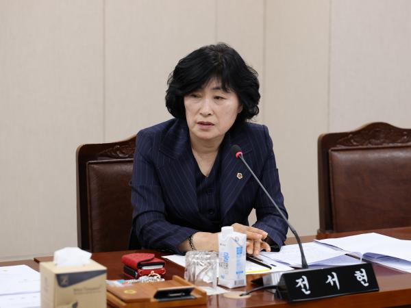 제390회 임시회 기획행정위원회 회의 첨부이미지 : 25년05월08일 제390회 임시회 기획행정위원회 회의 - 054.jpg