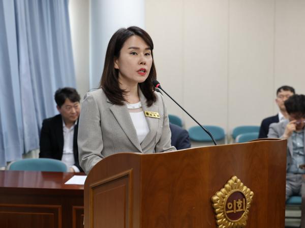 제390회 임시회 기획행정위원회 회의 첨부이미지 : 25년05월08일 제390회 임시회 기획행정위원회 회의 - 015.jpg