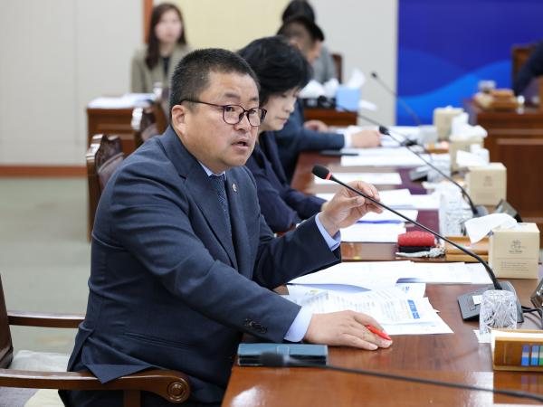 제390회 임시회 기획행정위원회 회의 첨부이미지 : 25년05월08일 제390회 임시회 기획행정위원회 회의 - 047.jpg