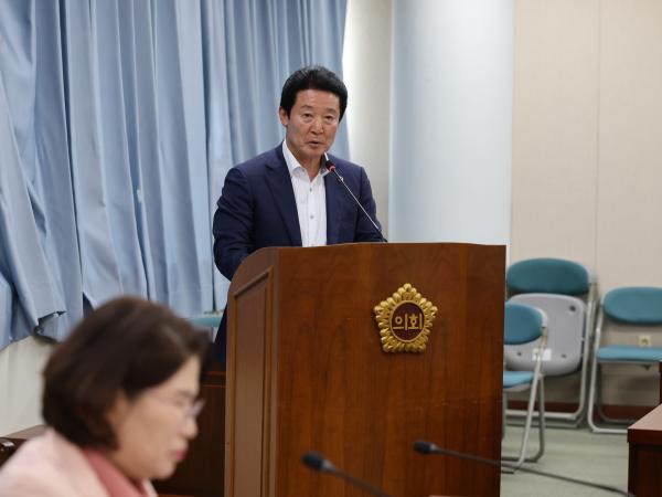 제390회 임시회 기획행정위원회 회의 첨부이미지 : 25년05월08일 제390회 임시회 기획행정위원회 회의 - 057.jpg