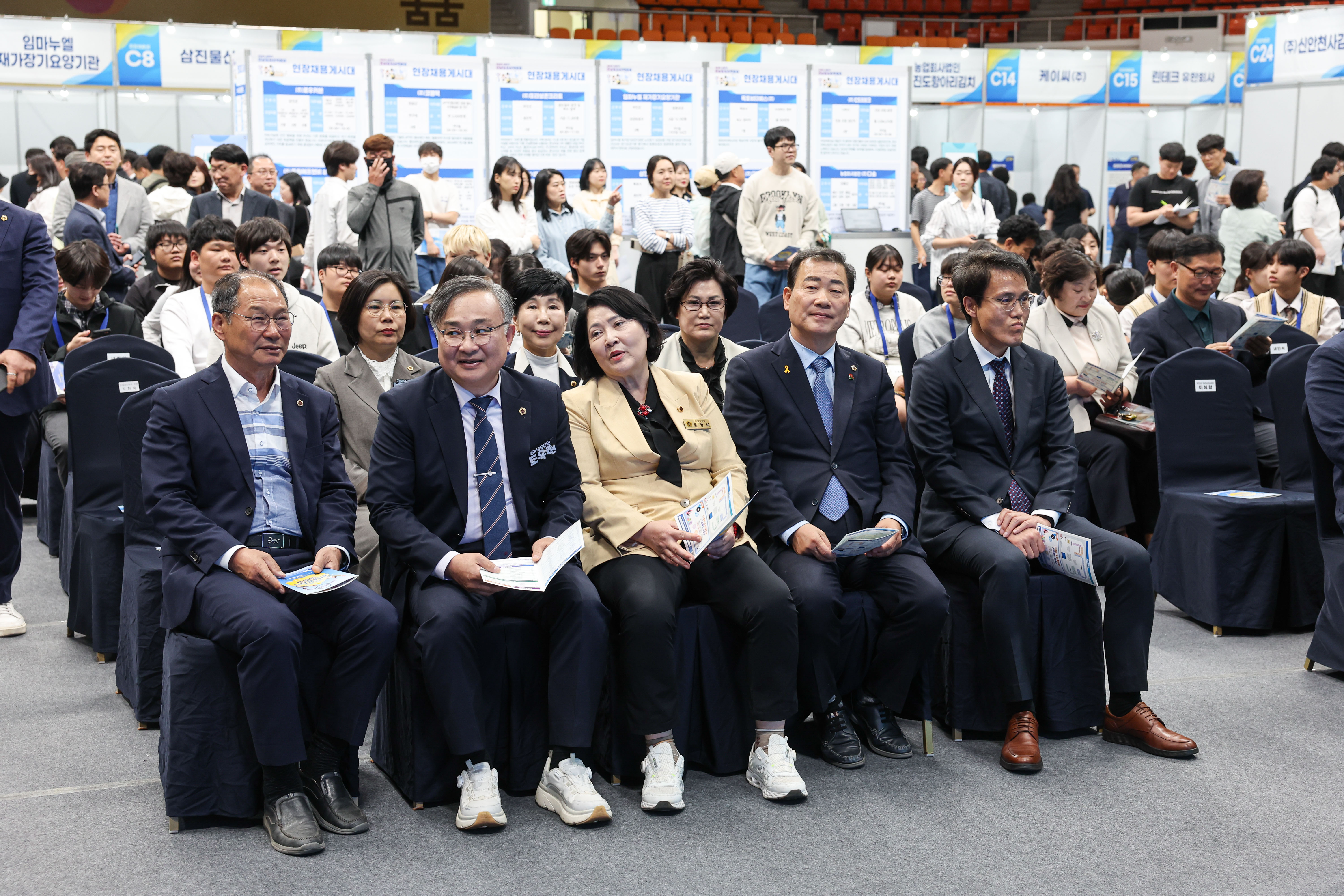 2025 상반기 전남일자리 박람회 첨부이미지 : 25년04월30일 2025 상반기 전남일자리 박람회 (27).jpg