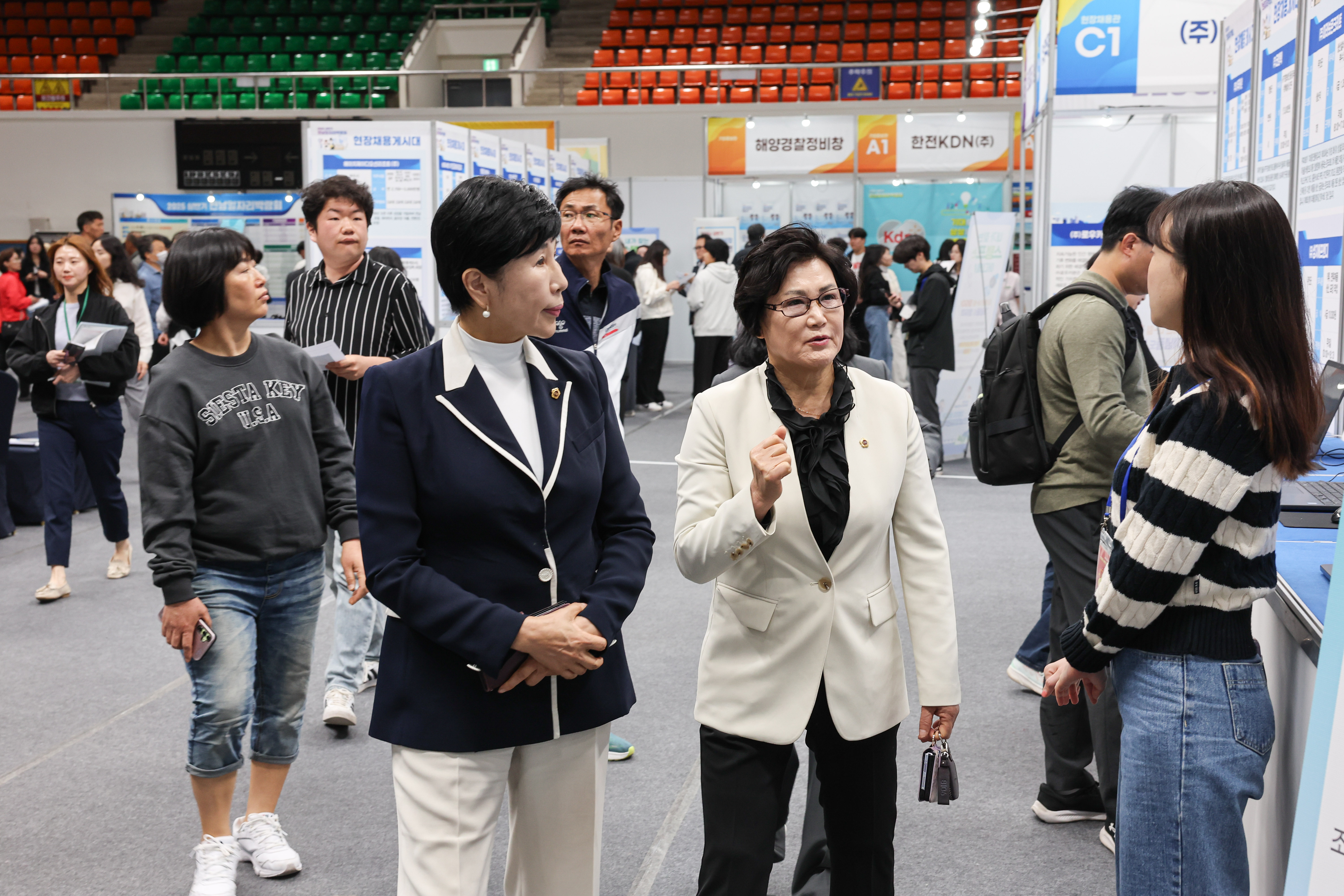 2025 상반기 전남일자리 박람회 첨부이미지 : 25년04월30일 2025 상반기 전남일자리 박람회 (23).jpg