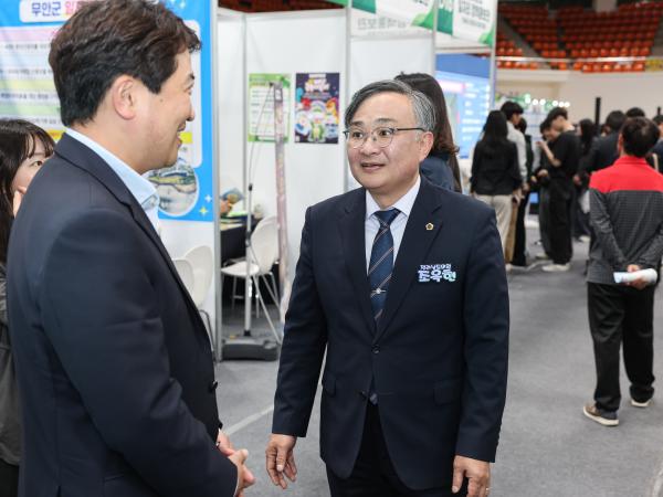 2025 상반기 전남일자리 박람회 첨부이미지 : 25년04월30일 2025 상반기 전남일자리 박람회 (11).jpg
