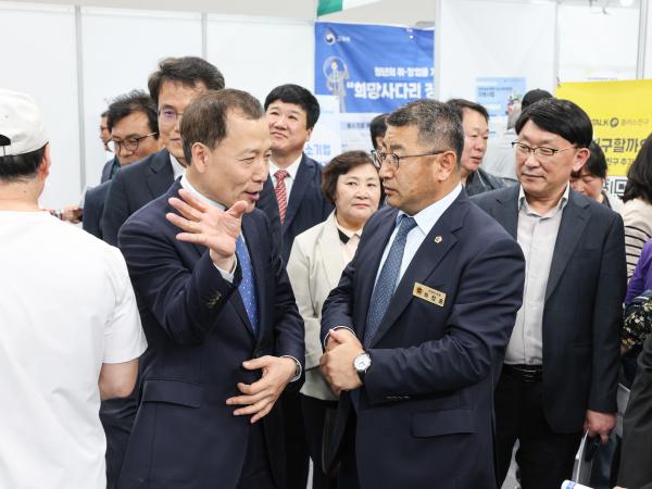 2025 상반기 전남일자리 박람회 첨부이미지 : 25년04월30일 2025 상반기 전남일자리 박람회 (55).jpg