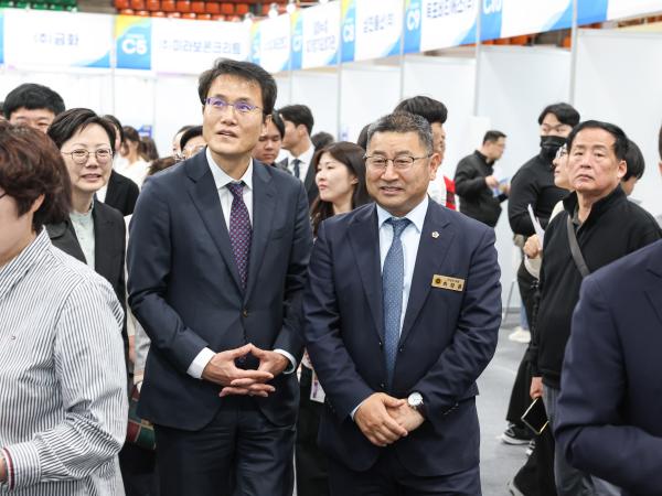 2025 상반기 전남일자리 박람회 첨부이미지 : 25년04월30일 2025 상반기 전남일자리 박람회 (56).jpg