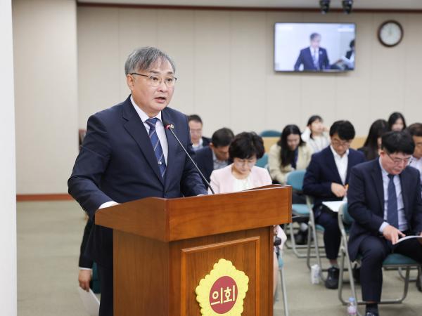 제390회 임시회 교육위원회 회의 첨부이미지 : 25년04월30일 제390회 임시회 교육위원회 회의 (6).jpg