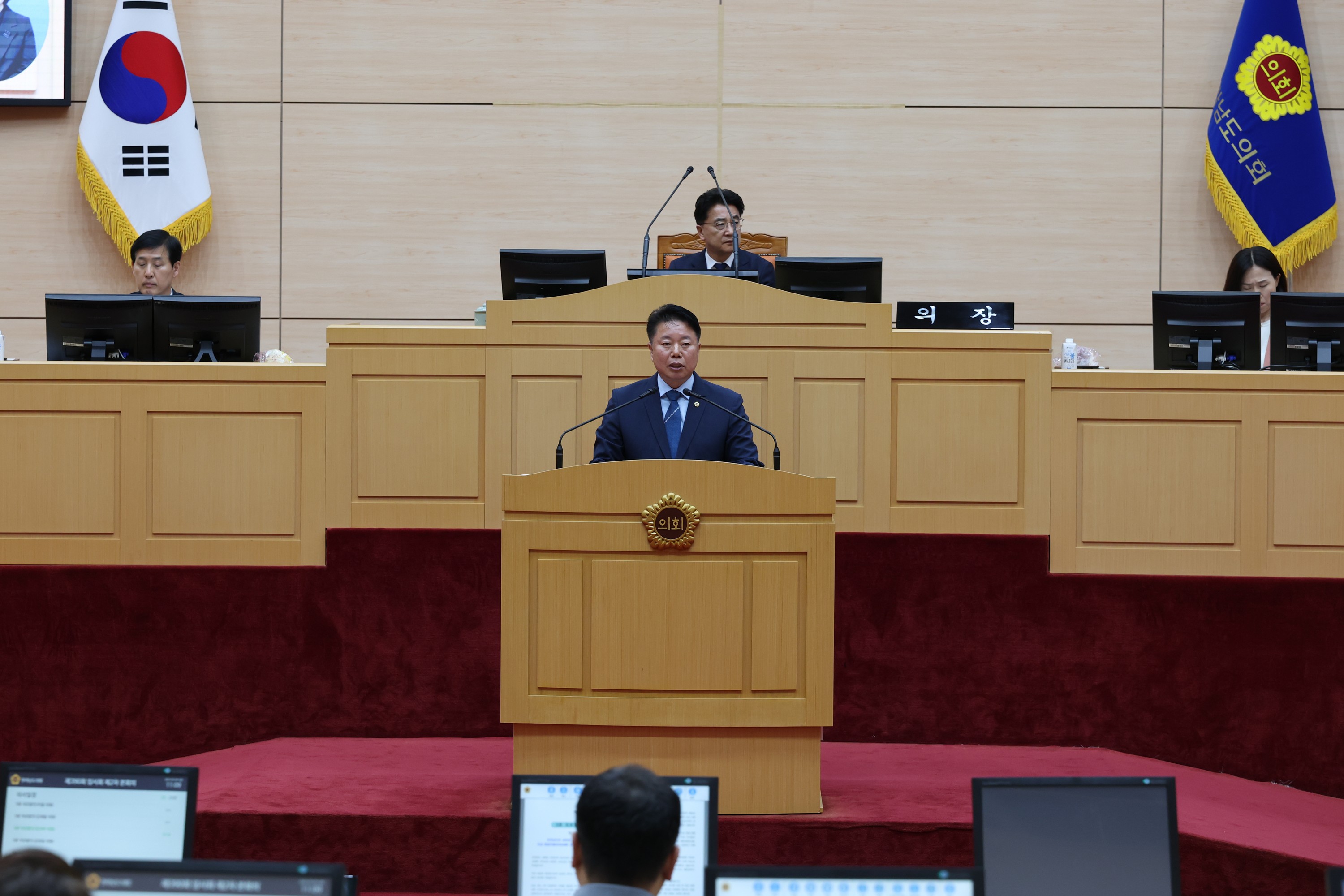 제390회 임시회 제2차 본회의 첨부이미지 : 25년05월09일 제390회 임시회 제2차 본회의 - 142.jpg