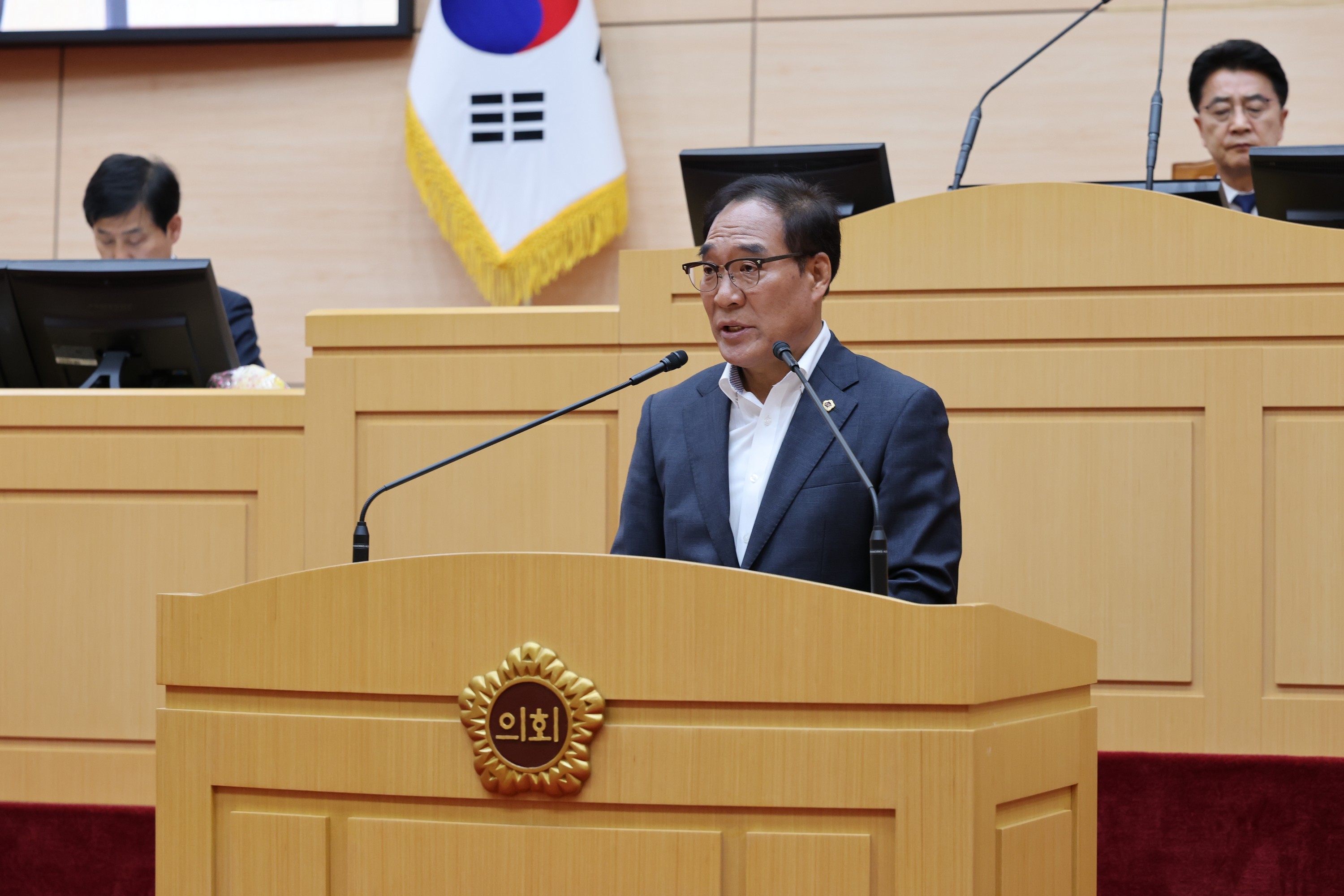 제390회 임시회 제2차 본회의 첨부이미지 : 25년05월09일 제390회 임시회 제2차 본회의 - 079.jpg