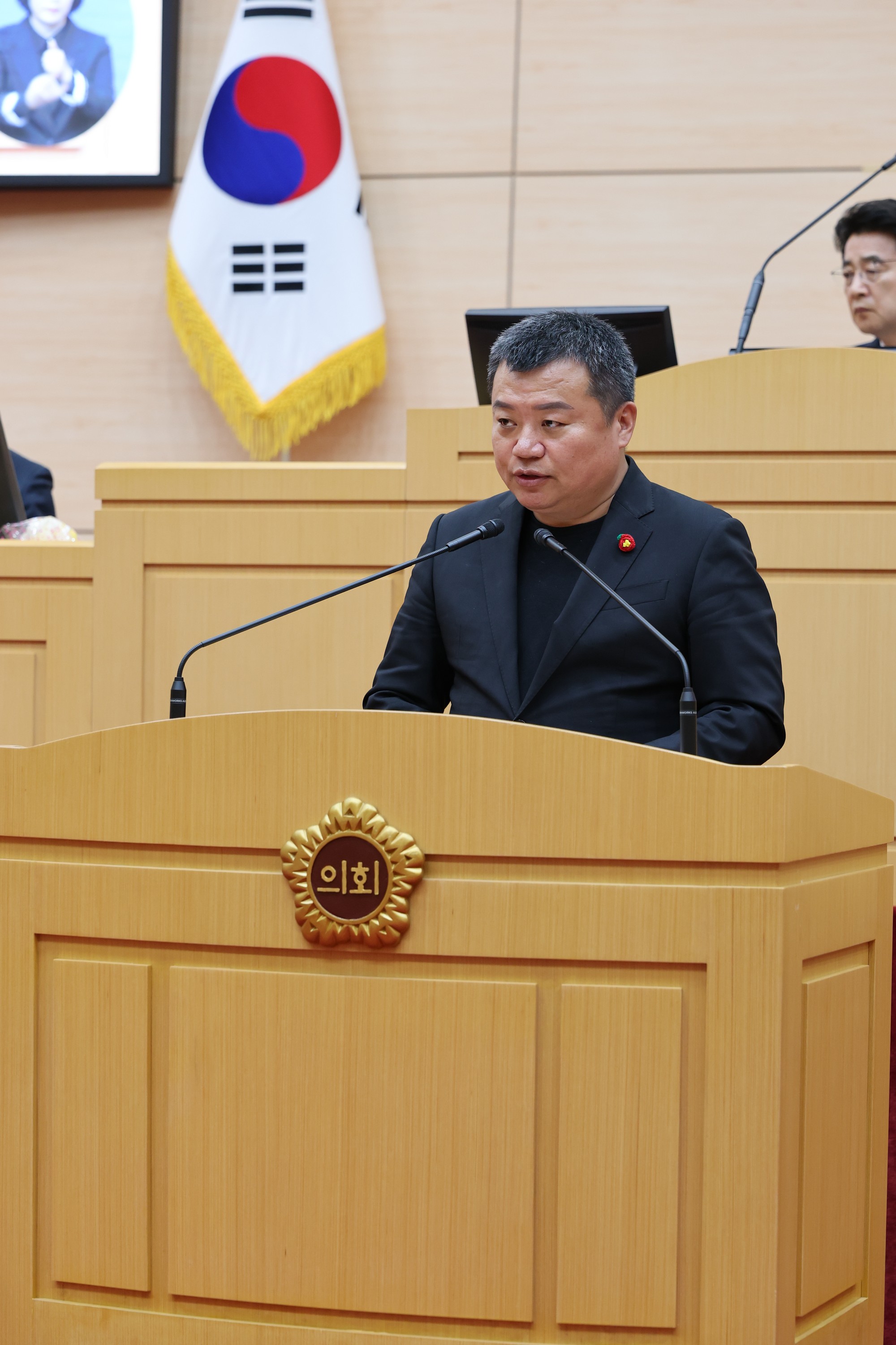 제390회 임시회 제2차 본회의 첨부이미지 : 25년05월09일 제390회 임시회 제2차 본회의 - 042.jpg