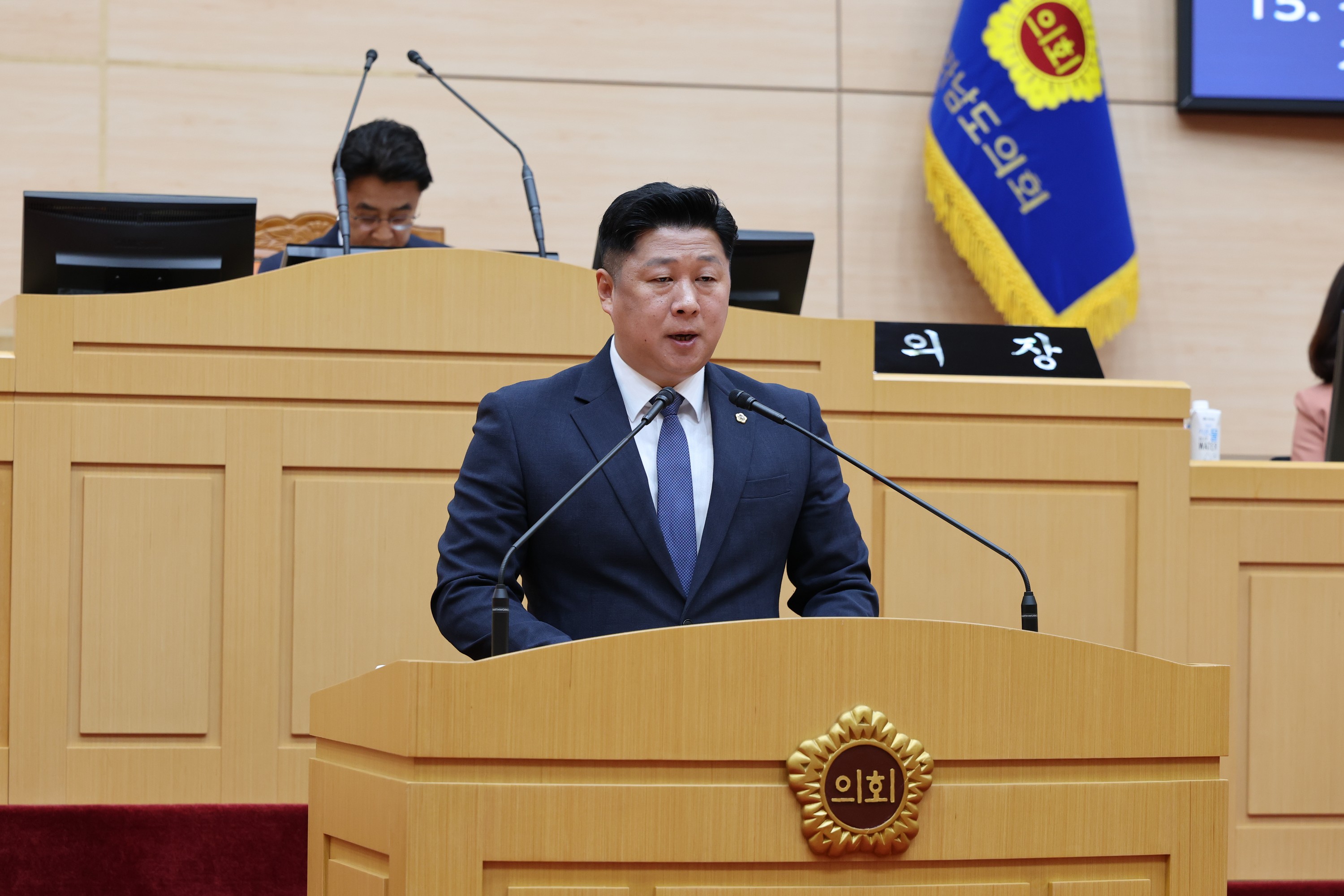제390회 임시회 제2차 본회의 첨부이미지 : 25년05월09일 제390회 임시회 제2차 본회의 - 060.jpg