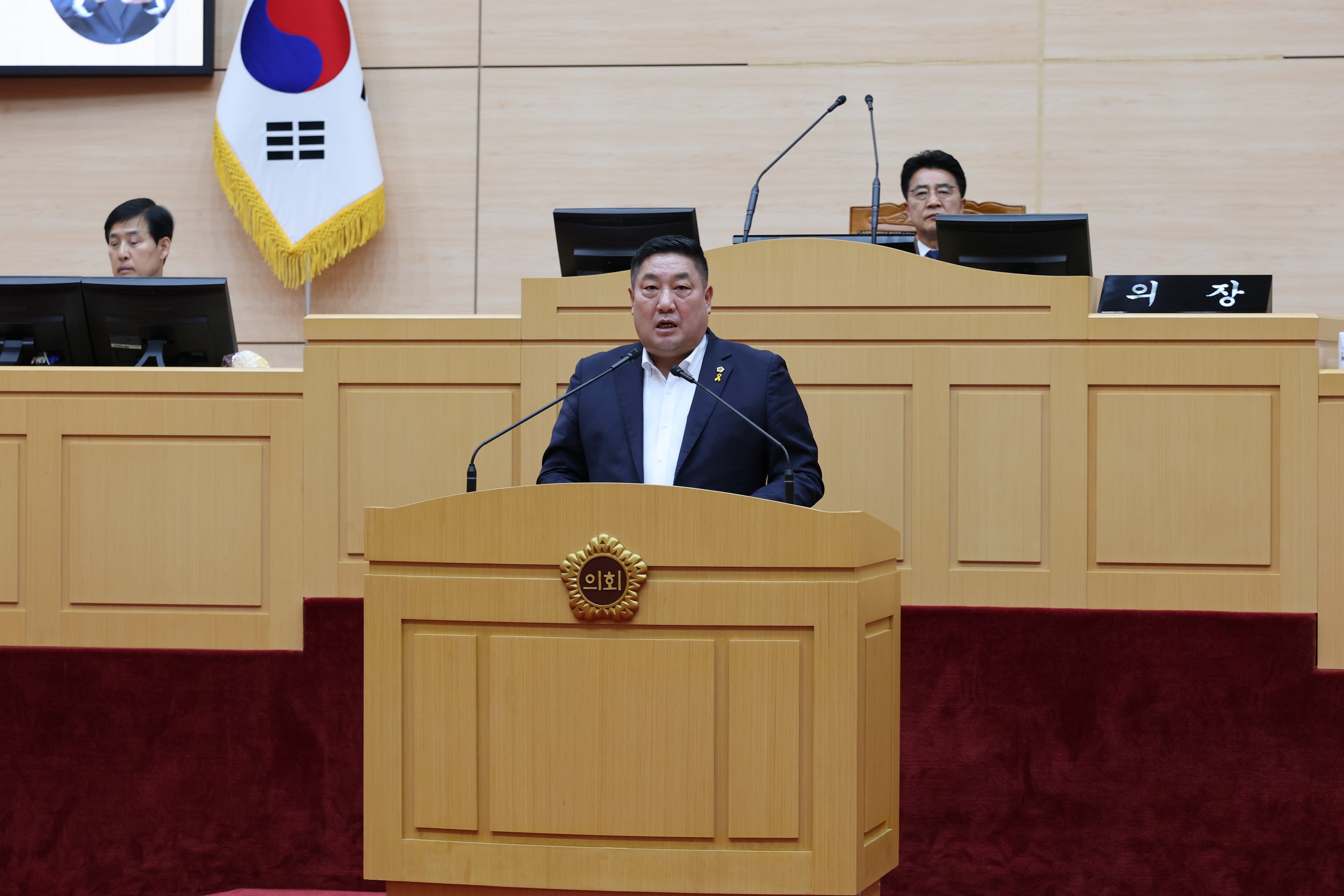 제390회 임시회 제2차 본회의 첨부이미지 : 25년05월09일 제390회 임시회 제2차 본회의 - 107.jpg