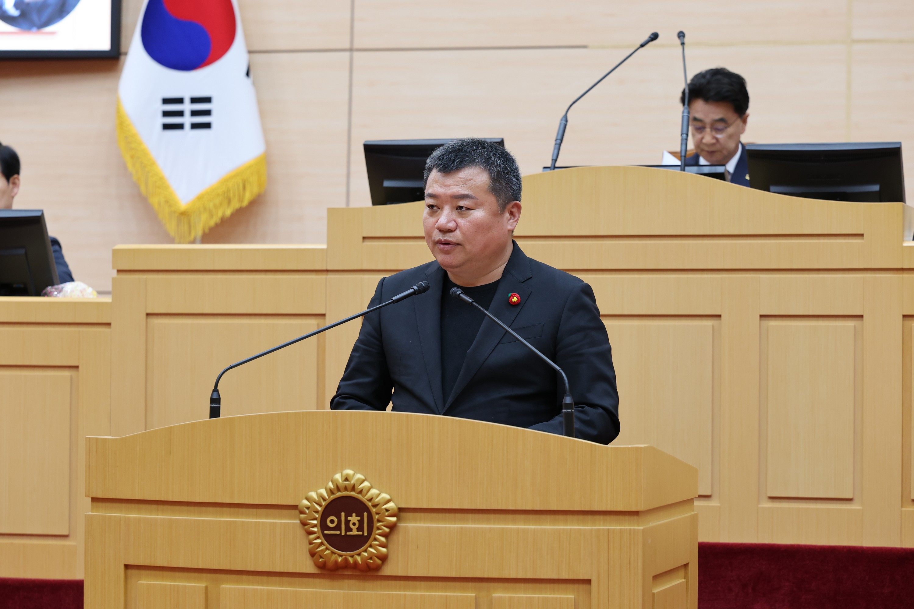 제390회 임시회 제2차 본회의 첨부이미지 : 25년05월09일 제390회 임시회 제2차 본회의 - 039.jpg