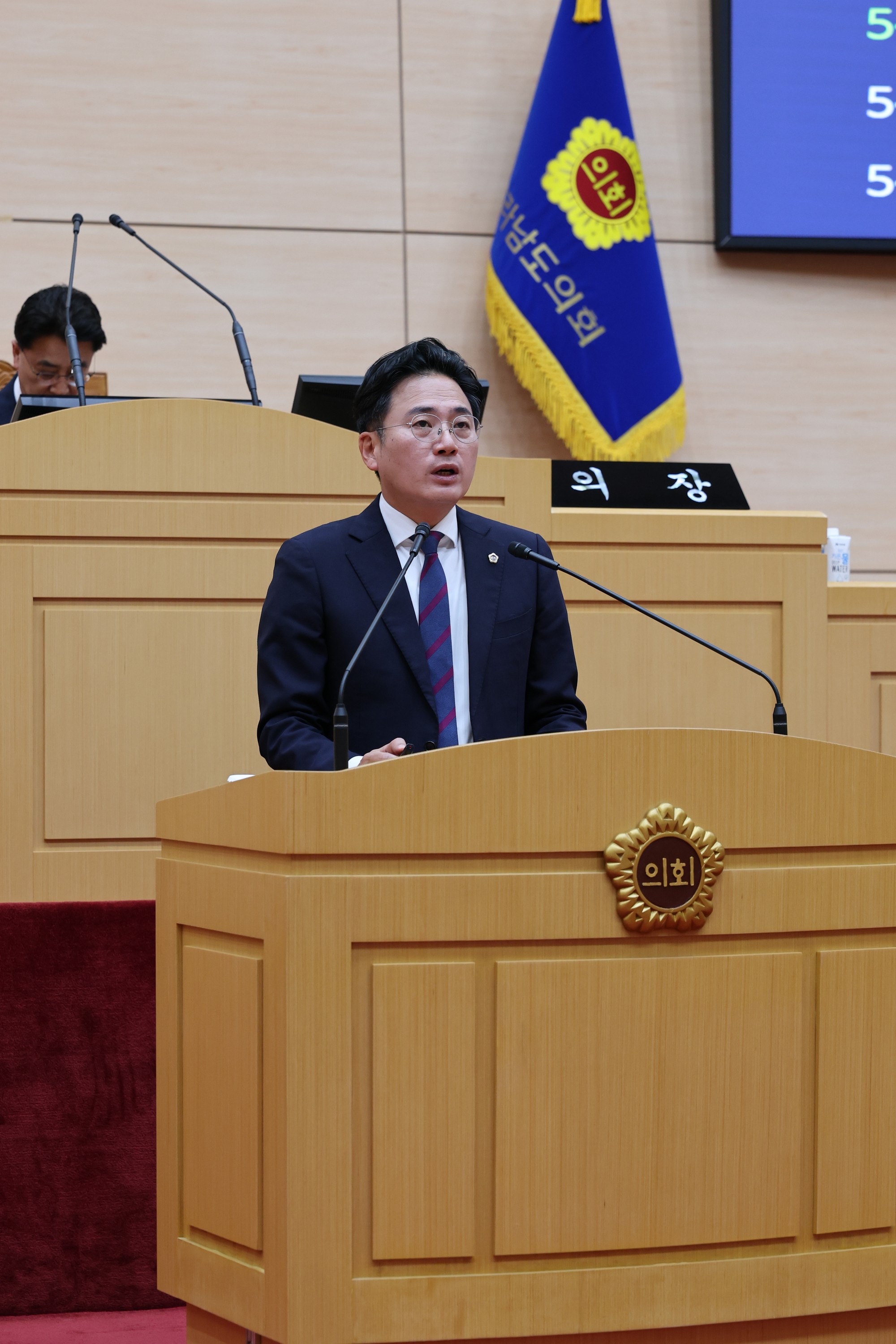 제390회 임시회 제2차 본회의 첨부이미지 : 25년05월09일 제390회 임시회 제2차 본회의 - 155.jpg