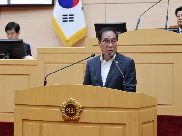 제390회 임시회 제2차 본회의 첨부이미지 : 25년05월09일 제390회 임시회 제2차 본회의 - 078.jpg