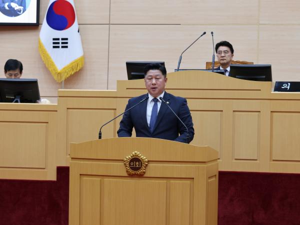 제390회 임시회 제2차 본회의 첨부이미지 : 25년05월09일 제390회 임시회 제2차 본회의 - 094.jpg