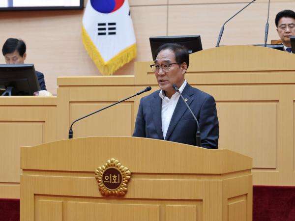 제390회 임시회 제2차 본회의 첨부이미지 : 25년05월09일 제390회 임시회 제2차 본회의 - 079.jpg