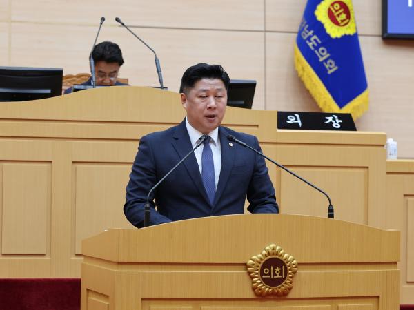 제390회 임시회 제2차 본회의 첨부이미지 : 25년05월09일 제390회 임시회 제2차 본회의 - 060.jpg