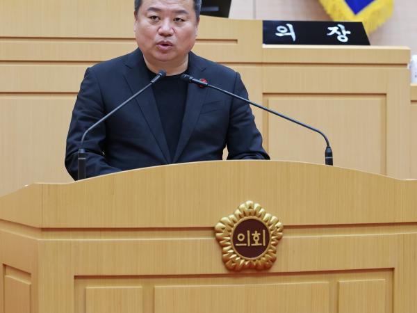 제390회 임시회 제2차 본회의 첨부이미지 : 25년05월09일 제390회 임시회 제2차 본회의 - 044.jpg