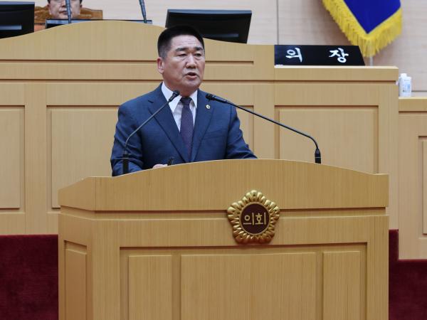제390회 임시회 제2차 본회의 첨부이미지 : 25년05월09일 제390회 임시회 제2차 본회의 - 117.jpg