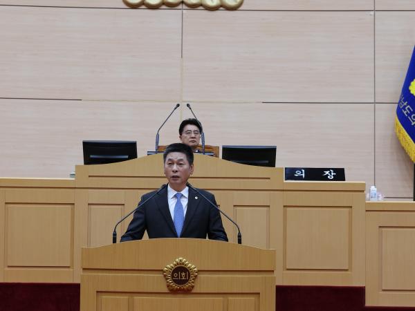 제390회 임시회 제2차 본회의 첨부이미지 : 25년05월09일 제390회 임시회 제2차 본회의 - 129.jpg