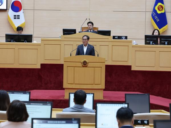 제390회 임시회 제2차 본회의 첨부이미지 : 25년05월09일 제390회 임시회 제2차 본회의 - 082.jpg