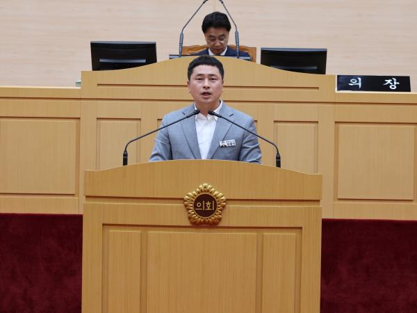 제390회 임시회 제2차 본회의 첨부이미지 : 25년05월09일 제390회 임시회 제2차 본회의 - 036.jpg