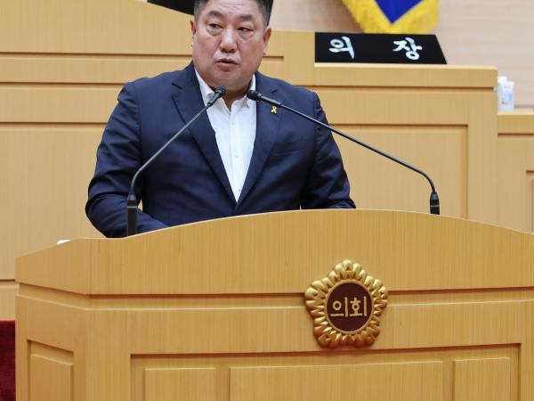제390회 임시회 제2차 본회의 첨부이미지 : 25년05월09일 제390회 임시회 제2차 본회의 - 055.jpg