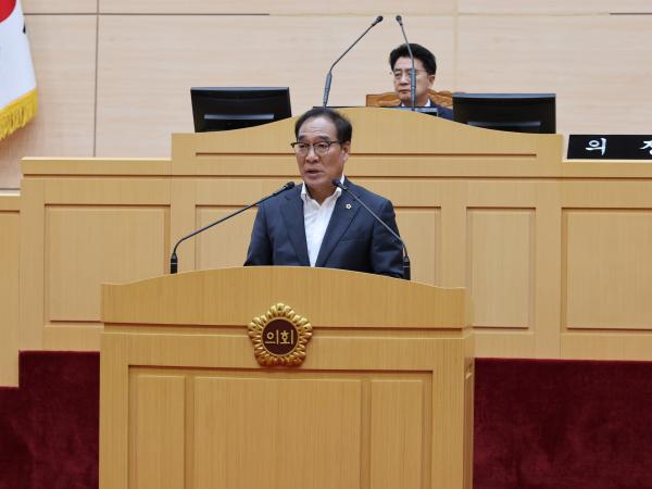 제390회 임시회 제2차 본회의 첨부이미지 : 25년05월09일 제390회 임시회 제2차 본회의 - 080.jpg