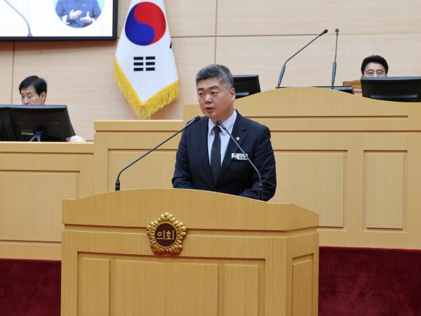 제390회 임시회 제2차 본회의 첨부이미지 : 25년05월09일 제390회 임시회 제2차 본회의 - 099.jpg