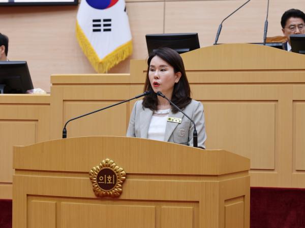 제390회 임시회 제2차 본회의 첨부이미지 : 25년05월09일 제390회 임시회 제2차 본회의 - 049.jpg