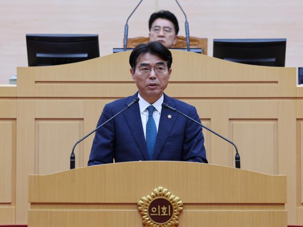 제390회 임시회 제2차 본회의 첨부이미지 : 25년05월09일 제390회 임시회 제2차 본회의 - 172.jpg