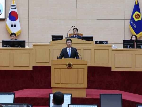 제390회 임시회 제2차 본회의 첨부이미지 : 25년05월09일 제390회 임시회 제2차 본회의 - 125.jpg